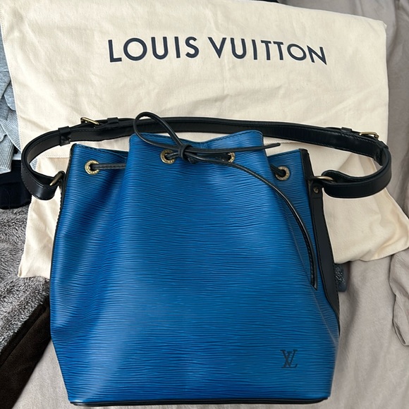 Louis Vuitton Handbags - Louis Vuitton Petit Noe Epi Shoulder Bag                Blue/Black Leather